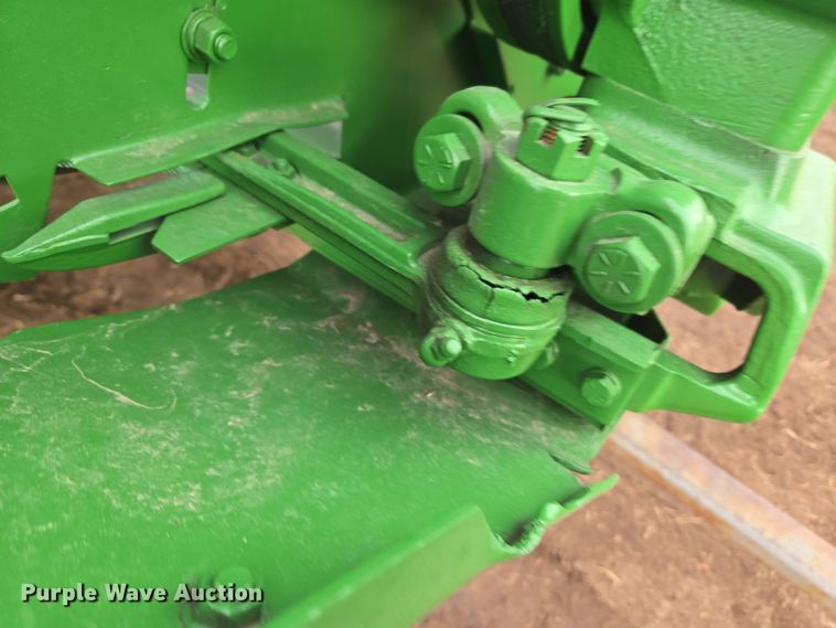 image for item ER5127 John Deere 930 rigid head