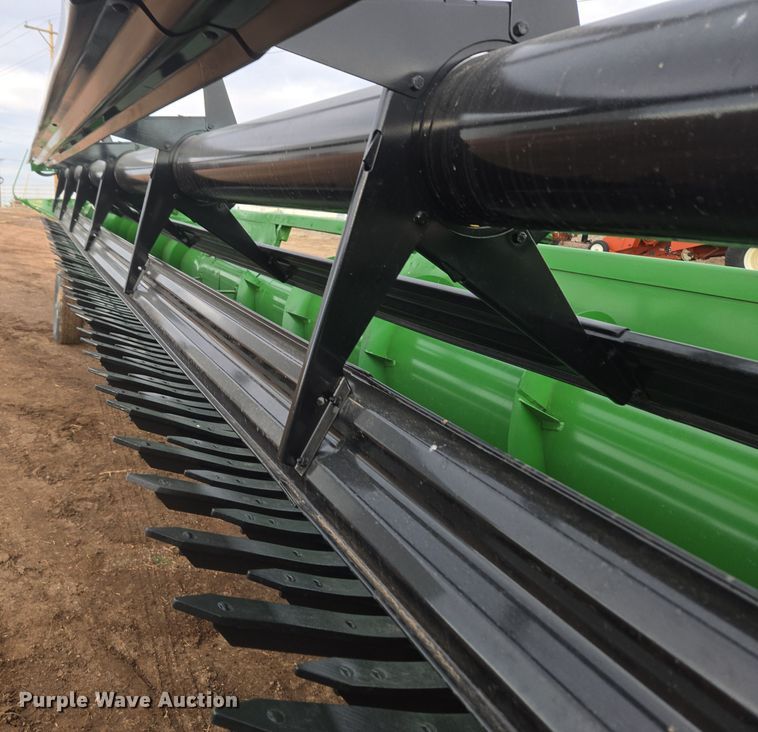 image for item ER5127 John Deere 930 rigid head