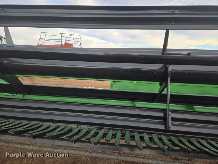 image for item ER5127 John Deere 930 rigid head