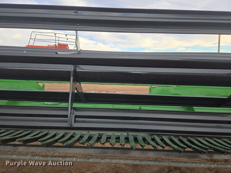 image for item ER5127 John Deere 930 rigid head