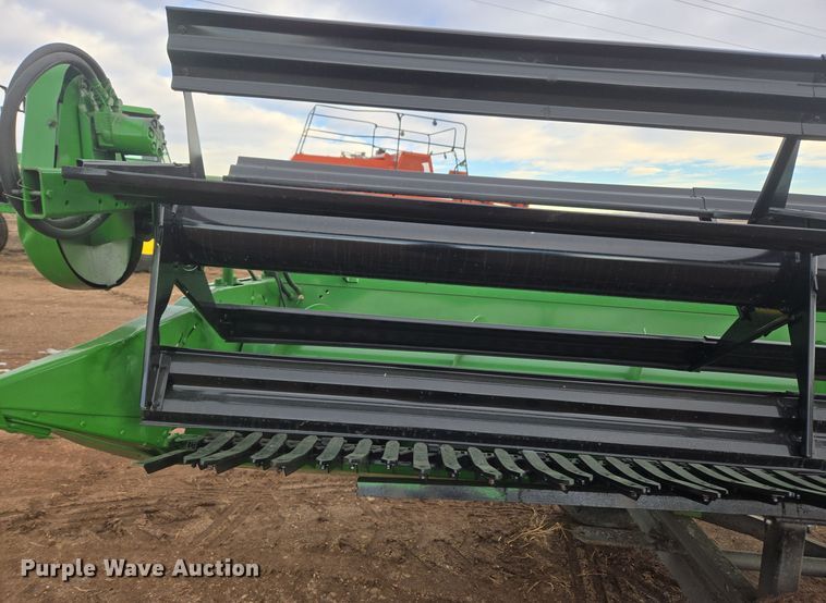 image for item ER5127 John Deere 930 rigid head