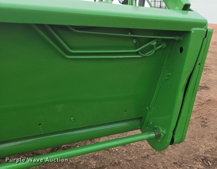 image for item ER5127 John Deere 930 rigid head