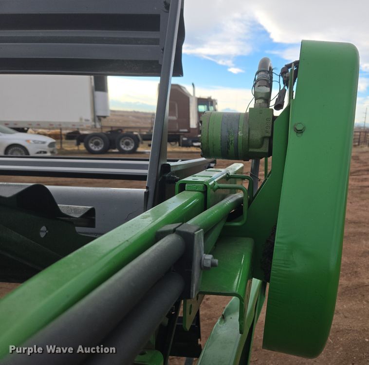 image for item ER5127 John Deere 930 rigid head