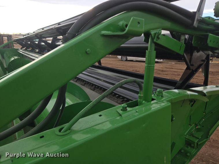 image for item ER5127 John Deere 930 rigid head