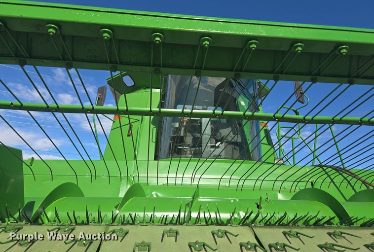 image for item ER5128 1995 John Deere 9600 RWA combine