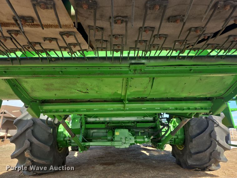 image for item ER5128 1995 John Deere 9600 RWA combine