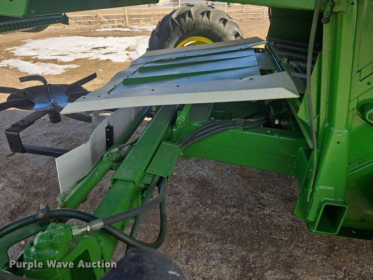 image for item ER5128 1995 John Deere 9600 RWA combine