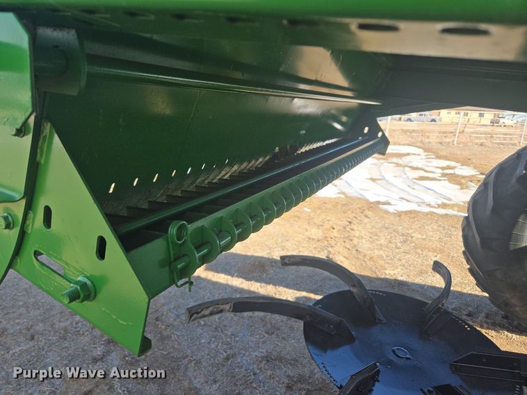 image for item ER5128 1995 John Deere 9600 RWA combine