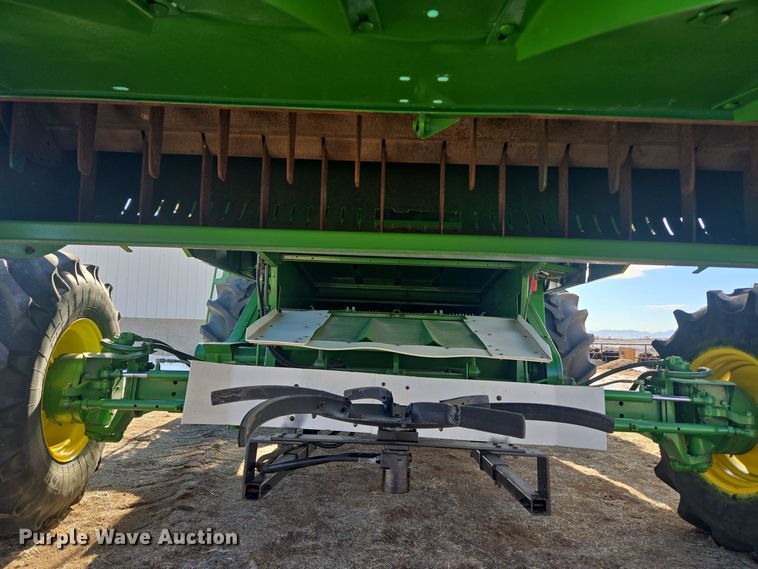 image for item ER5128 1995 John Deere 9600 RWA combine