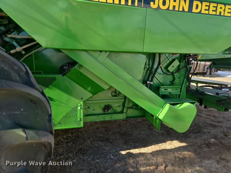 image for item ER5128 1995 John Deere 9600 RWA combine
