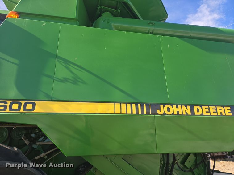 image for item ER5128 1995 John Deere 9600 RWA combine