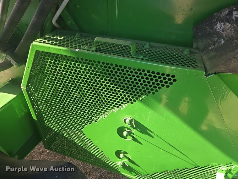 image for item ER5128 1995 John Deere 9600 RWA combine