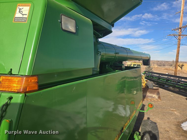 image for item ER5128 1995 John Deere 9600 RWA combine