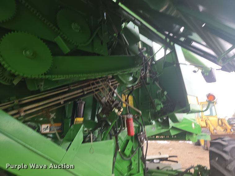 image for item ER5128 1995 John Deere 9600 RWA combine