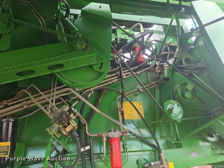 image for item ER5128 1995 John Deere 9600 RWA combine