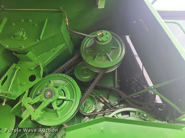 image for item ER5128 1995 John Deere 9600 RWA combine