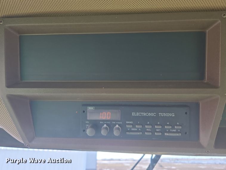 image for item ER5128 1995 John Deere 9600 RWA combine