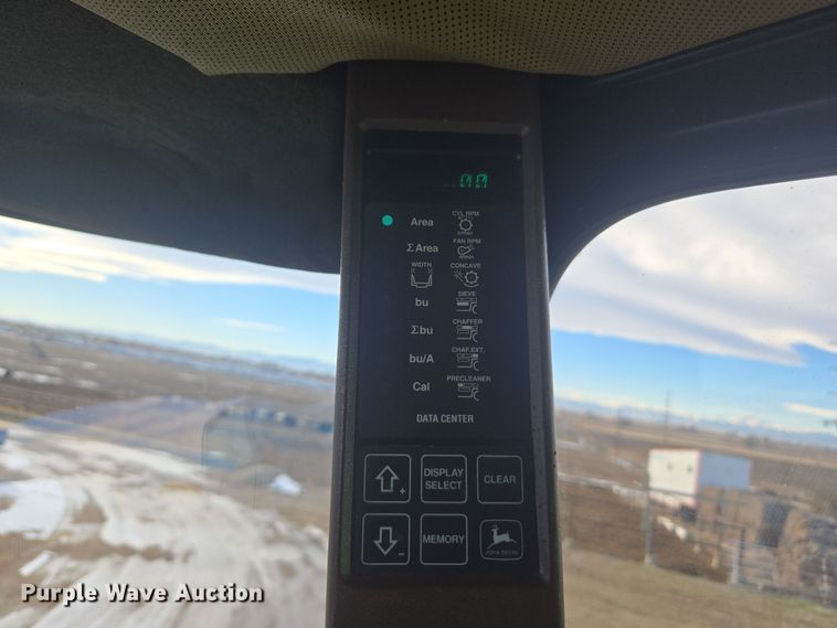 image for item ER5128 1995 John Deere 9600 RWA combine