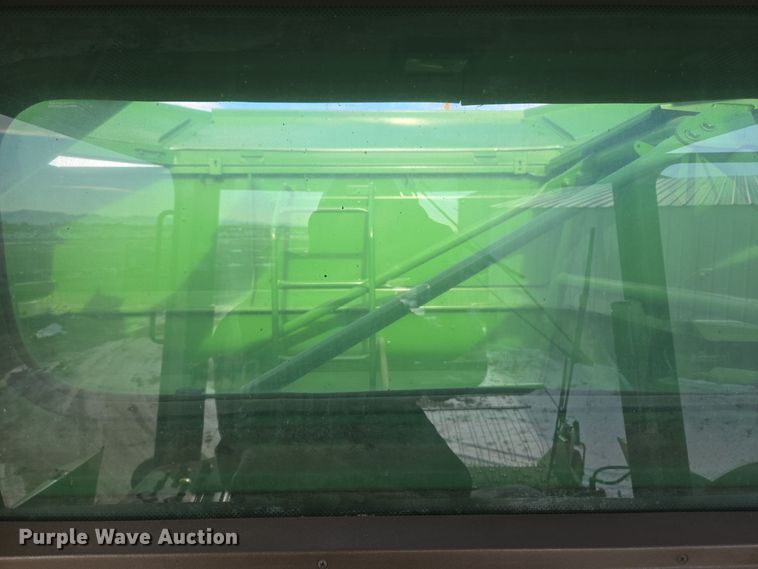 image for item ER5128 1995 John Deere 9600 RWA combine