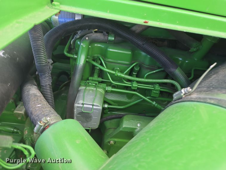 image for item ER5128 1995 John Deere 9600 RWA combine