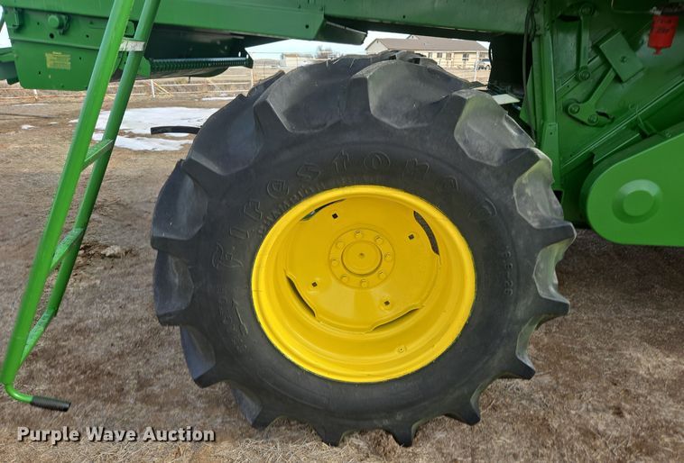 image for item ER5128 1995 John Deere 9600 RWA combine