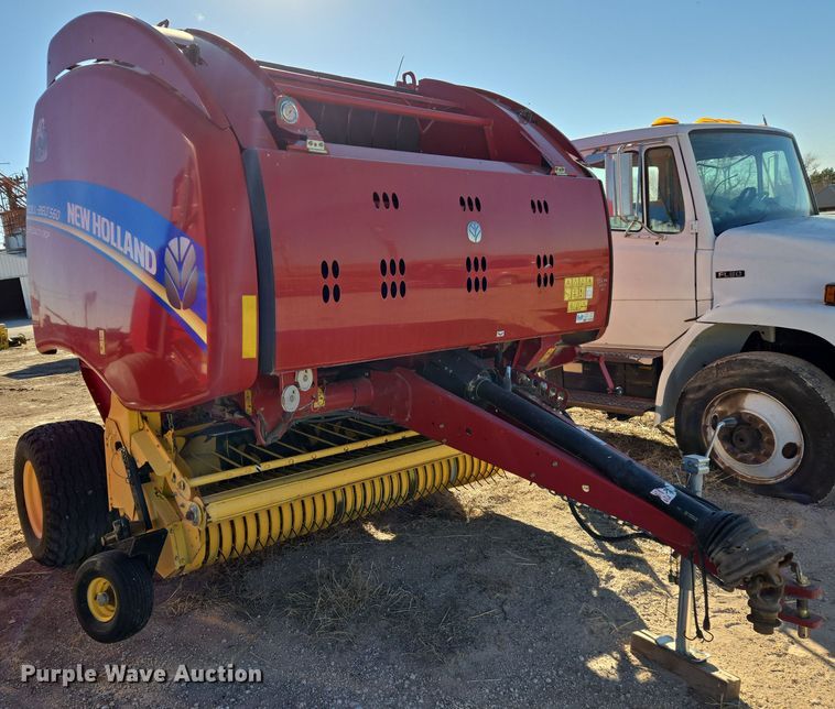 image for item ER8746 2014 New Holland RB560 round baler