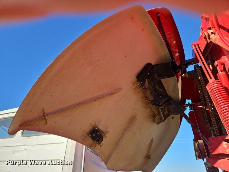 image for item ER8746 2014 New Holland RB560 round baler