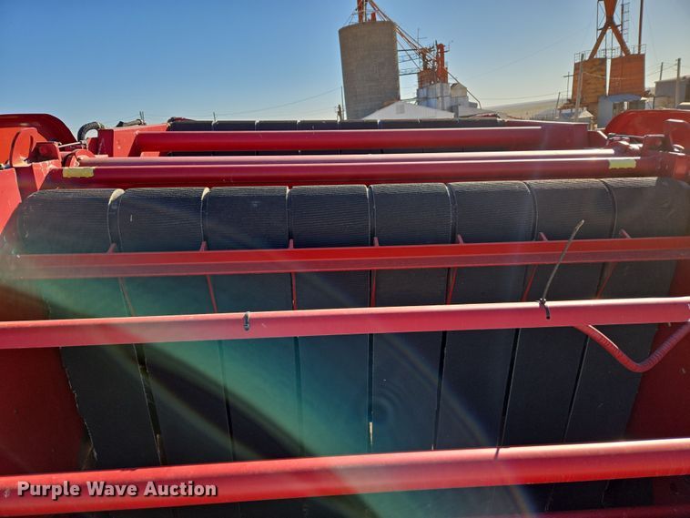 image for item ER8746 2014 New Holland RB560 round baler