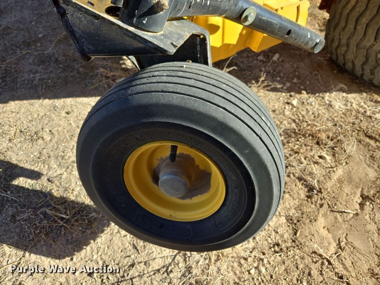 image for item ER8746 2014 New Holland RB560 round baler