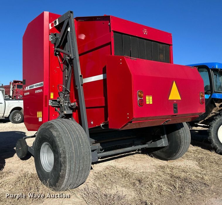 image for item ER8747 2015 Massey Ferguson 2956A round baler