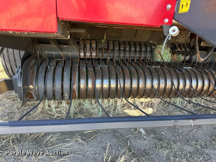 image for item ER8747 2015 Massey Ferguson 2956A round baler