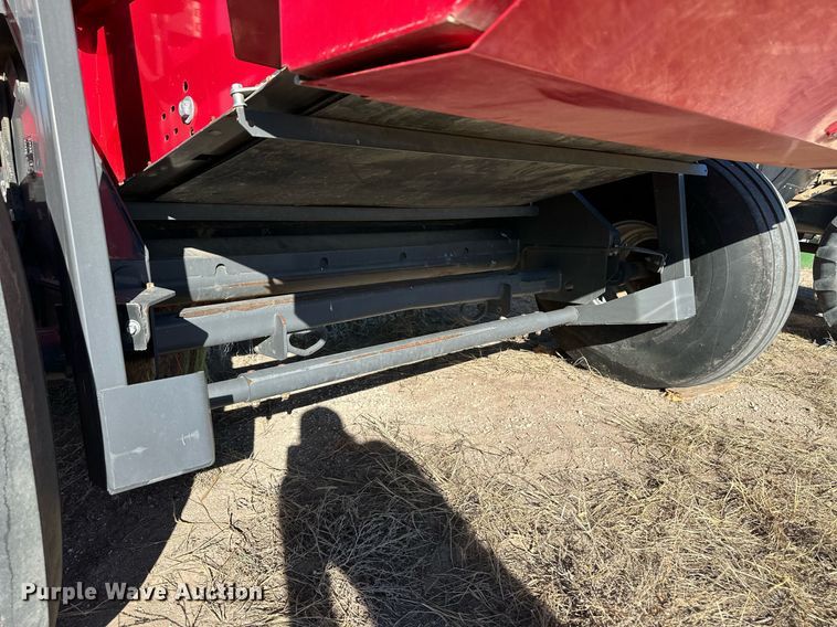 image for item ER8747 2015 Massey Ferguson 2956A round baler