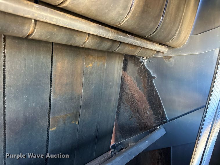 image for item ER8747 2015 Massey Ferguson 2956A round baler