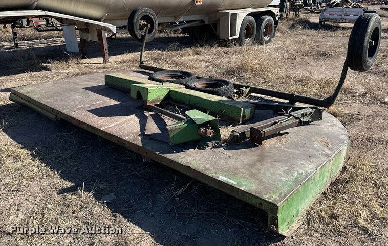 image for item ER8753 John Deere rotary mower