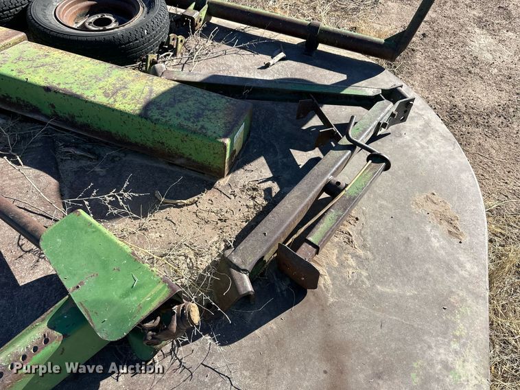 image for item ER8753 John Deere rotary mower