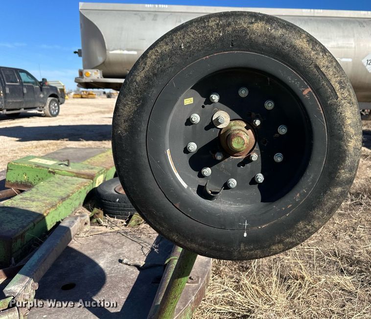 image for item ER8753 John Deere rotary mower