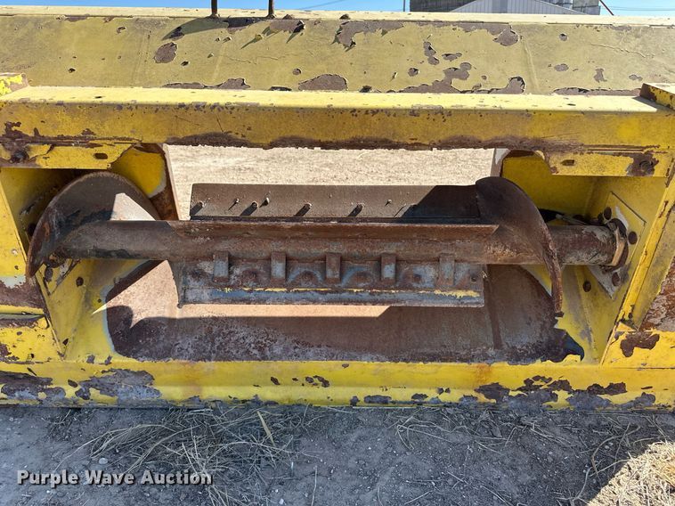 image for item ER8763 Lindquist JD CNH JD7E forage harvest header adapter