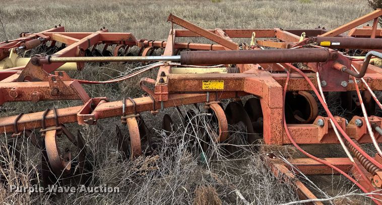 image for item ER8782 Sunflower 4956 tandem disk