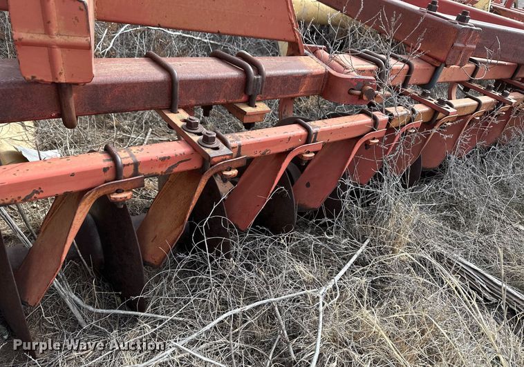 image for item ER8782 Sunflower 4956 tandem disk