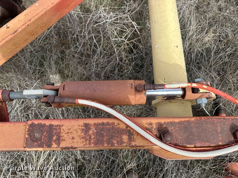 image for item ER8782 Sunflower 4956 tandem disk