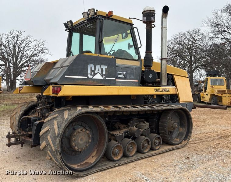 image for item EY9906 1995 Caterpillar Challenger 65C tractor