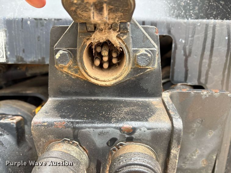 image for item EY9906 1995 Caterpillar Challenger 65C tractor