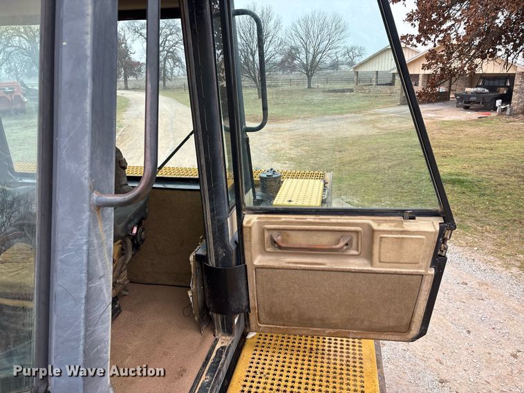 image for item EY9906 1995 Caterpillar Challenger 65C tractor