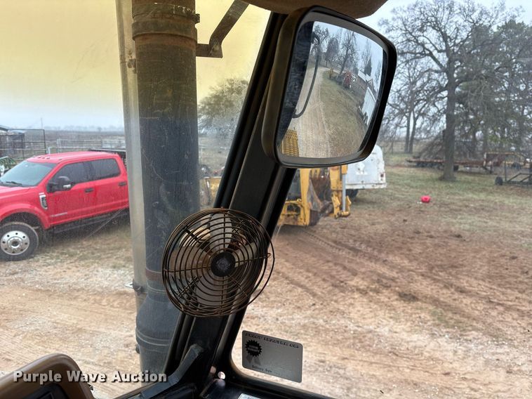 image for item EY9906 1995 Caterpillar Challenger 65C tractor