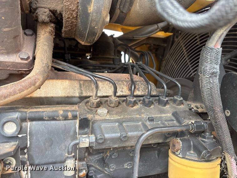 image for item EY9906 1995 Caterpillar Challenger 65C tractor