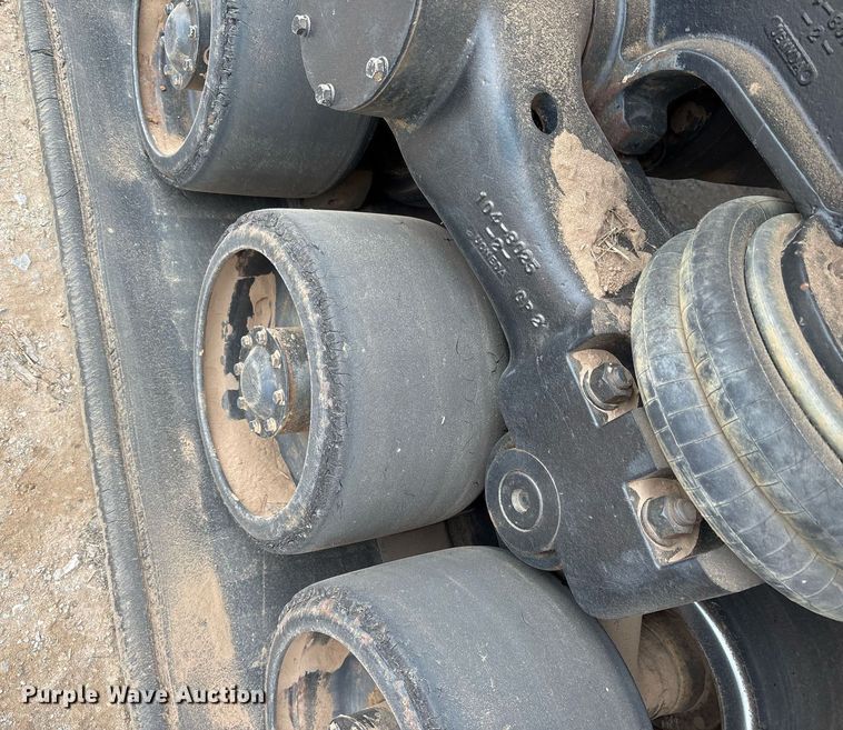 image for item EY9906 1995 Caterpillar Challenger 65C tractor