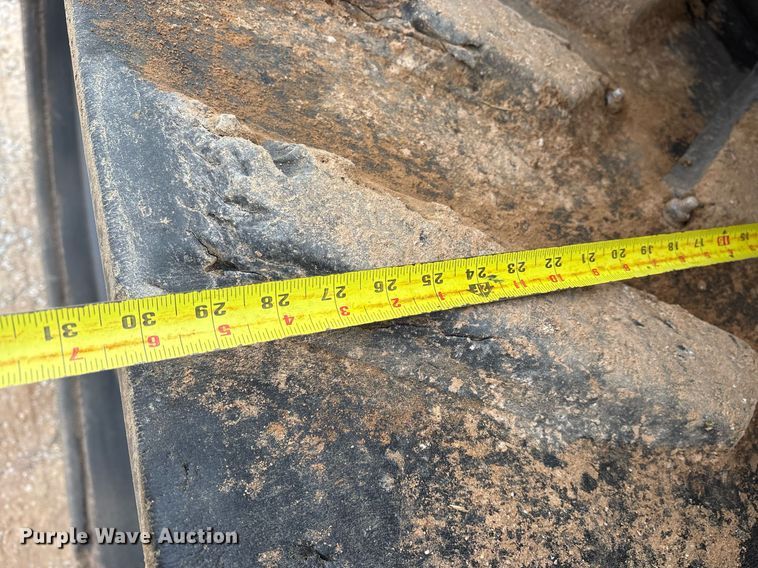 image for item EY9906 1995 Caterpillar Challenger 65C tractor