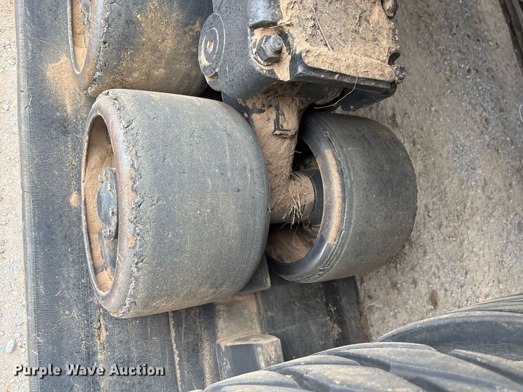 image for item EY9906 1995 Caterpillar Challenger 65C tractor