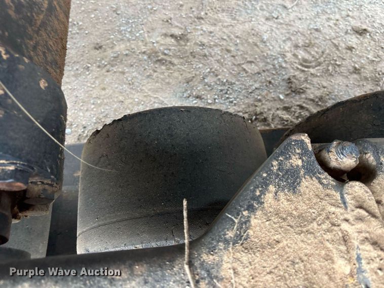 image for item EY9906 1995 Caterpillar Challenger 65C tractor