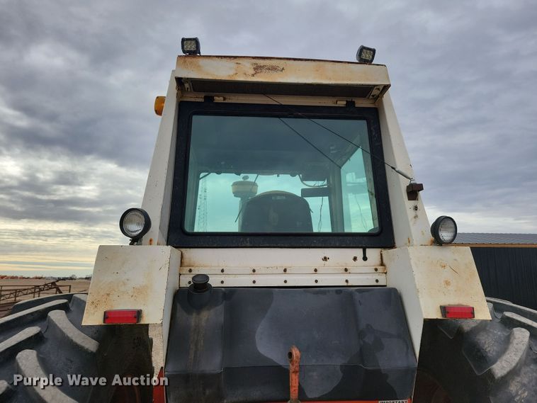 image for item NB9838 1976 Case 1070 tractor